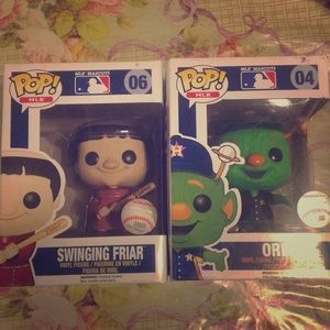 MLB pops